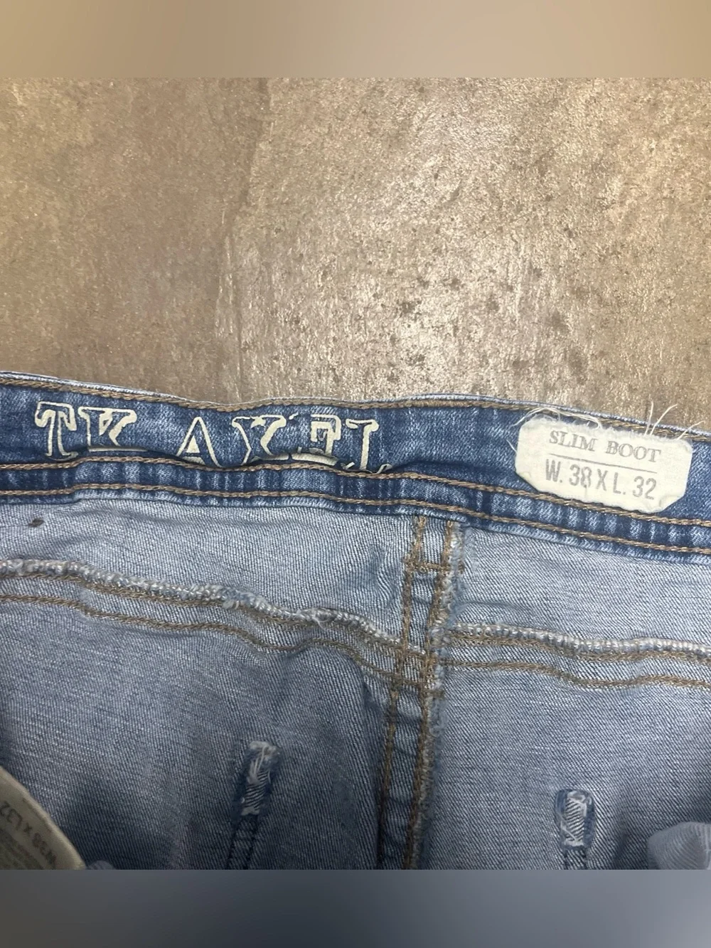 TK Axel Bootcut Jeans Men’s 38 x 32 Light Wash Heavyweight Embroidered Grunge